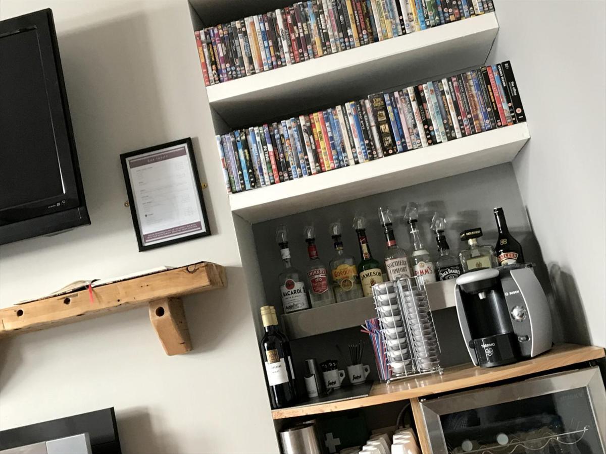 圣伯纳德酒店 新码头 外观 照片